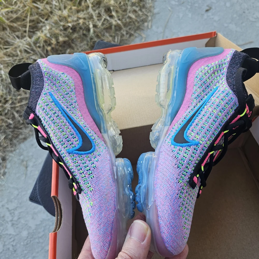 Size 6 Women's - Nike VaporMax 2021 Flyknit Pink Blast Photo Blue